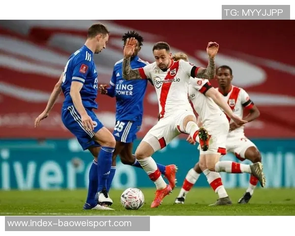 西蒙尼多次威胁进攻马德里竞技与阿拉维斯上半场战成平局